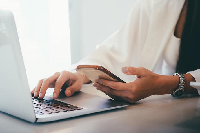 using online connect technology for business, education and com